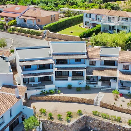 223 Seafront Apartment With Beach Access In Baja Sardinia - By Coral Property Lejlighed *