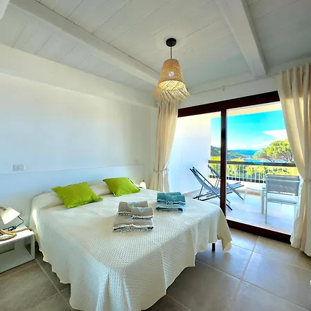 223 Seafront With Access In - By Coral * באיה סרדיניה